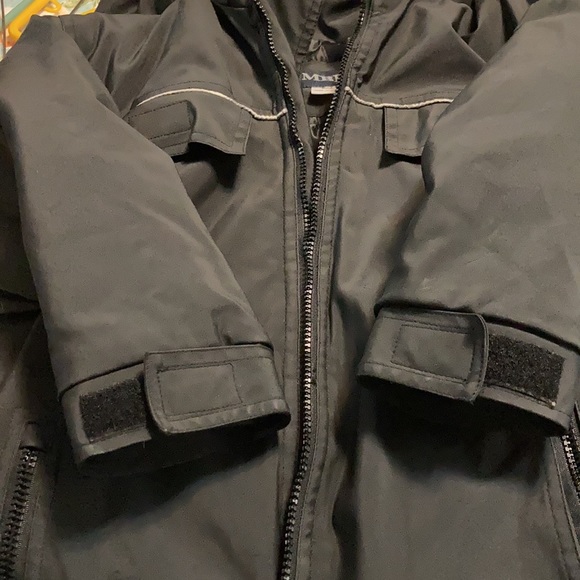 Boys - MBL ‘Heavy Winter Coat’ w/zip off hood - Picture 8 of 9